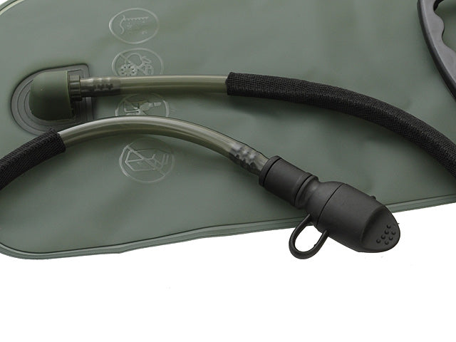 Transporttasche 2.5L Trinkblase mit Bite Valve - Schwarz 3