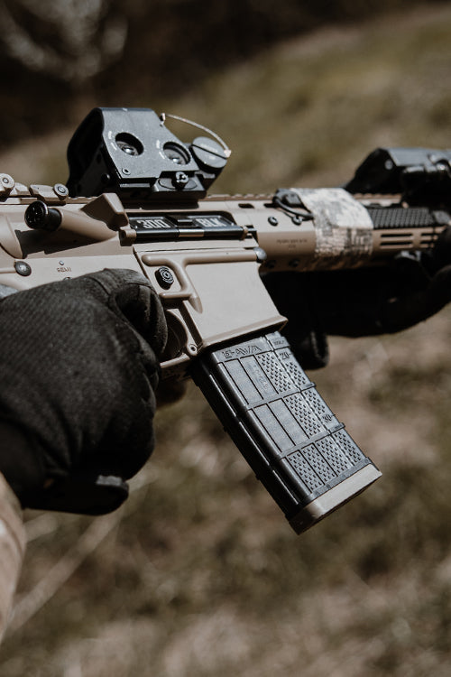 190 BBs LANCER L5 AWM 300 Blackout Magazin für M4/AR15 [EMG] 6