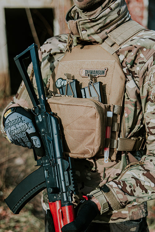 Simple Plate Carrier mit Dummy Soft Armor Inserts - Coyote [8FIELDS] 8