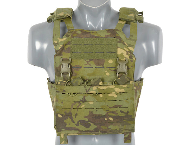 Laser-Cut "Buckle Up" Operator Plate Carrier mit Magazintasche Multicam Tropic AK/RPK M4/M16
