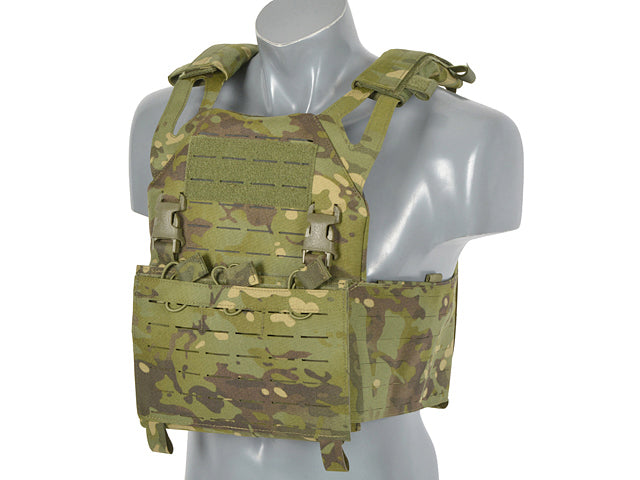 Laser-Cut "Buckle Up" Operator Plate Carrier mit Magazintasche Multicam Tropic AK/RPK M4/M16