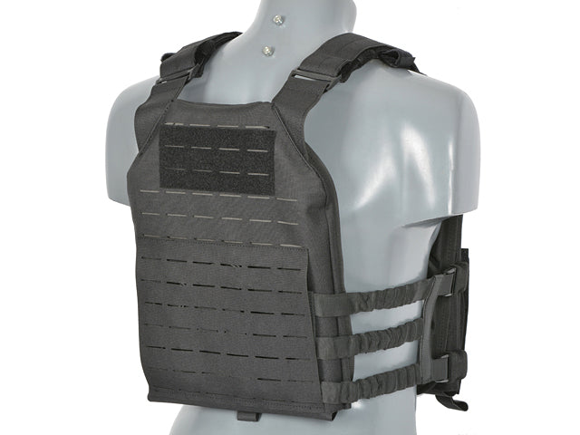Laser-Cut “Buckle Up" Assault Plate Carrier mit AR15/AK Magazintasche — Schwarz [8Fields] 6