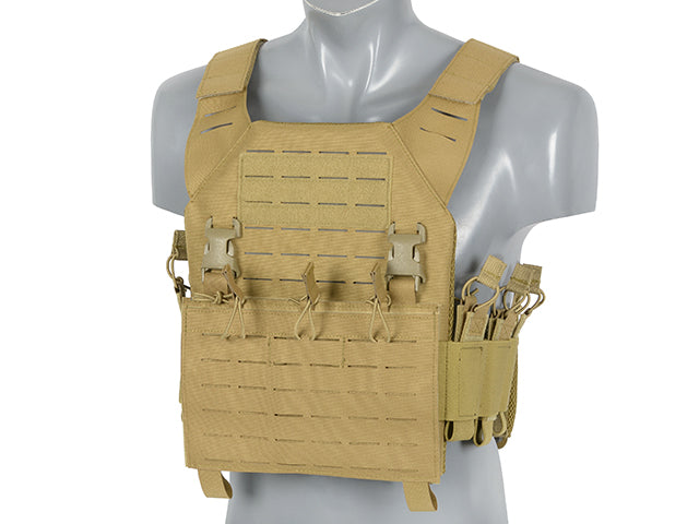 Laser-Cut "Buckle Up" Recon Plate Carrier mit Magazintasche Coyote AK/RPK M4/M16