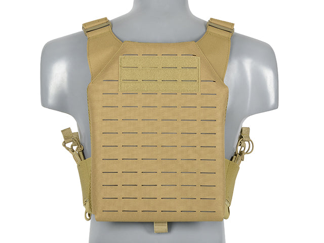 Laser-Cut “Buckle Up" Recon Plate Carrier mit AR15/AK Magazintasche — Coyote [8Fields] 4