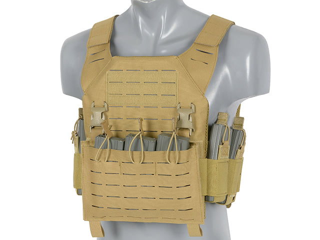 Laser-Cut “Buckle Up" Recon Plate Carrier mit AR15/AK Magazintasche — Coyote [8Fields] 5