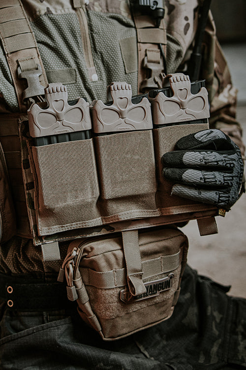 Elastische Dreifach SR25/M14/SCAR-H Magazintasche - Coyote 5