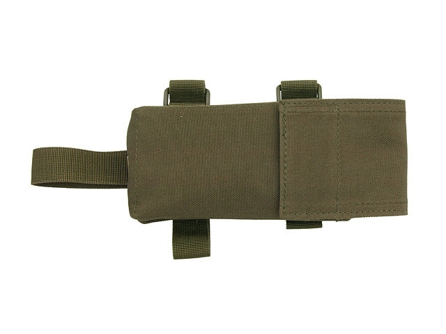 Magazintasche für M4/M15/M16 montiert on stock - Oliv 1