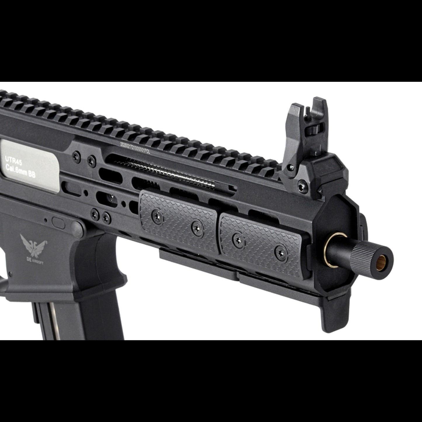 M917G UTR45 Schwarz – 0,5J